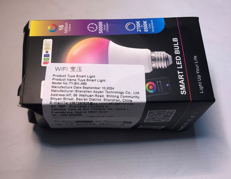 Tuya Smart LED Bulb TY-BK-A60 Packaging Packaging of the Tuya Smart LED Bulb TY-BK-A60 with product information.
