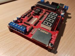 [Sprzedane] Zestaw uruchomieniowy EVB 4.3 ATMEGA 16/32/664 LCD HD44780 4x20 znak