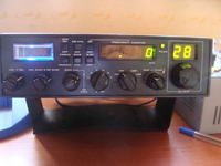 Błędne wskazania wyświetlacza częstotliwości w radiu SuperStar 3900F.