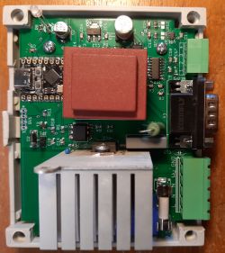 Zdjęcie płytki PCB sterownika do grzałek dla instalacji fotowoltaicznej.