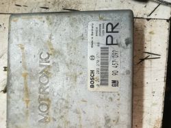 Omega 2.5 v6 - nieregularna praca silnika, zdjęcia sterownika. Czy to wina?