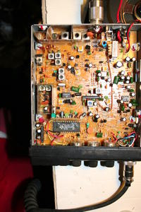 Premier CB2010 - Jak rozblokować AM z microcontrollerem Z86E3116PSC?