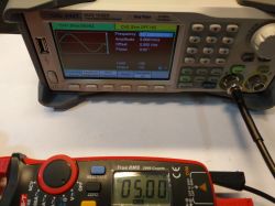 UNI-T UT210E True RMS clamp meter - Test / Review / Description