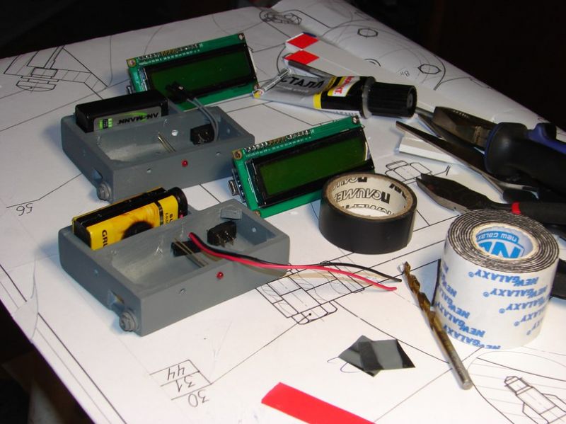 DIY elektroniczny wysokościomierz-wariometr dla spadochroniarzy i paralotniarzy