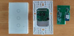 AUBEES Smart Switch with CB3S Chip Disassembled AUBEES 3-gang smart switch with visible CB3S chip.