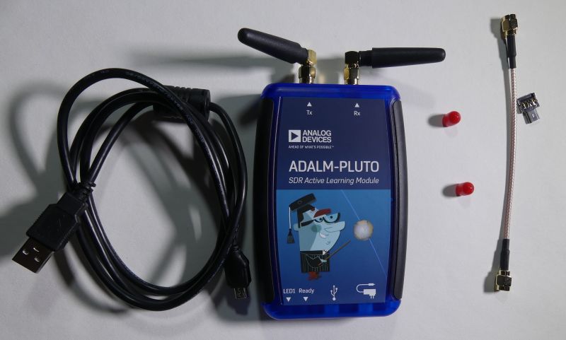 SDR ADALM-PLUTO nadajnik i odbiornik definiowany programowo