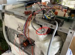 Electrolux EMB8383POX - przegrzewa aż do wywalenia bezpiecznika