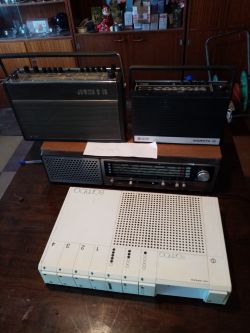 Unitra Diora "Beskid" DMP-411 - wnętrze, galeria zdjęć, schemat
