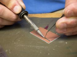 Jak korzystając ze starej metody amatorzy mogą łatwo konstruować układy RF