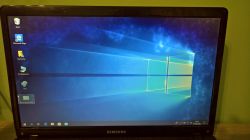 Samsung NP-310E5C-U01PL obraz z loga biosu wyświetla się w systemie
