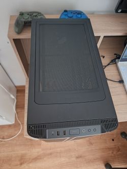 [Sprzedam] Komputer do gier Ryzen 7 7800 X3D | RTX MSI 5070 12 GB | 32GB DDR5 |