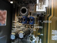 Podłączenie przednich paneli do płyty głównej ASUS P4PE2-X - kable i złącza