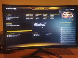 Komputer nie uruchamia się z Ramem wpiętym w slot nr. 1 a w slot nr. 2 już tak.