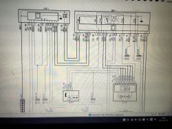 Peugeot 308 T7 1.6hdi 90km - Montaż uniwersalnego modułu c.zamka -kierunkowskazy