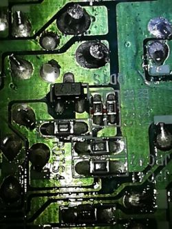Identyfikacja elementu na płycie ładowarki Hilti C7/24 [QDTS...]