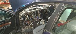 No Hot Air in 1995 Audi A4 B5 1.6 Petrol: Cabin Heating Issue, Temperature at 90, Loose Plugin