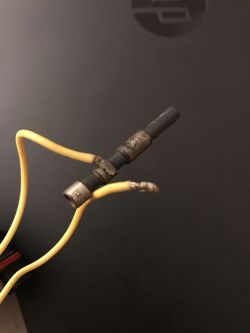 Webasto swieca urwany kabel - Jakim sposobem lutowac/przymocowac kabel do sztyftu