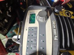 ESAB 2200i AC/DC - błąd E25, brak komunikacji po uszkodzeniu modułu diodowego