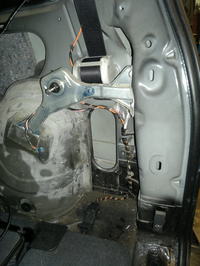 Mechanizm zamykania klapy samochodu Mechanizm zamykania klapy samochodu
