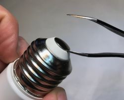 How much does Tuya's Wi-Fi controlled LED lamp heat up? Changing the firmware and extending the life