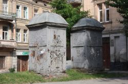 Transformatory kioskowe w c.k. mieście Lwowie i w II RP