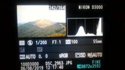 Nikon D3000 i AF-S NIKKOR 18-55mm - wszystkie tryby oprócz portretu prześwietlają zdjęcia