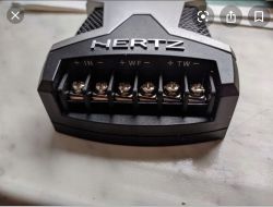 Podłączenie głośników nisko i wysoko tonowych pod jeden kanał zmostkowany - Chrunch gpx1200.4