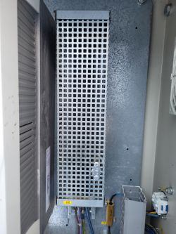 Jak naprawić błąd F0016 w falowniku ABB acs550 -01-015A-4?