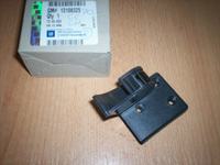 corsa C - Brakujące bolce tylnej półki, czym zastąpić?