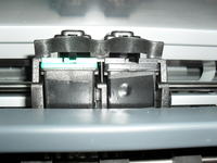 HP Photosmart C4180 - Zacięcie papieru i zgrzytanie przy drukowaniu na papierze technicznym