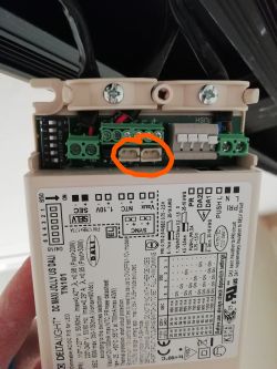 Jakie oznaczenie może mieć wtyk do tego gniazda? Jakie oznaczenie może mieć wtyk do tego gniazda?