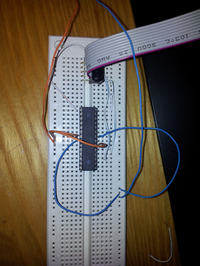 Podłączenie programatora z mikrokontrolerem - co robię źle?