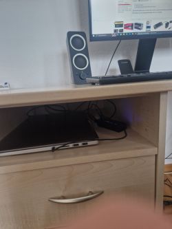 Choosing a Laptop with Power-On via External Dock for Photo Editing & Gaming
