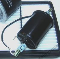 Dlaczego obudowa filtra paliwa Daewoo Matiz jest podłączona do masy?