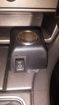 Connecting Car Camera to 12V Socket with Ignition Control: 2001-2008 Voyager Tips & Solutions