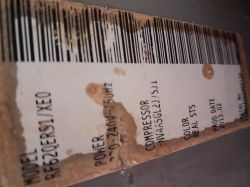 Samsung RF62QERS1/XEO lodówka – dziwne wskazania wyświetlacza po zaniku zasilania, co oznaczają?