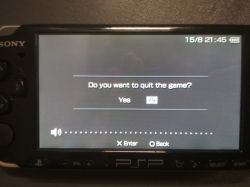 PSP 3004 - widoczna ramka na ekranie, czy to normalne?