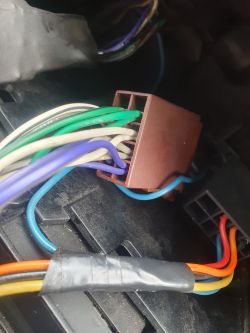 Nie działają przednie głośniki w audi a3 8p.