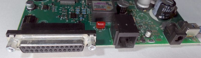Wnętrze modemu dial-up US Robotics 56K