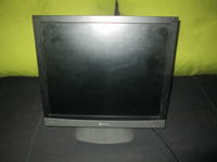 [Sprzedam] Sprzedam 2 monitory 22"i 17"