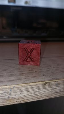 Problem z odklejaniem się wydruku po trzeciej warstwie na Anet A8 Plus - przyczyny i porady