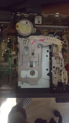 - Jak podłączyć odtwarzacz kaset magnetofonowych?