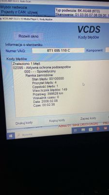 Ekran diagnostyczny VCDS z błędem 02095 dotyczącym aktywnej ochrony podzespołów.
