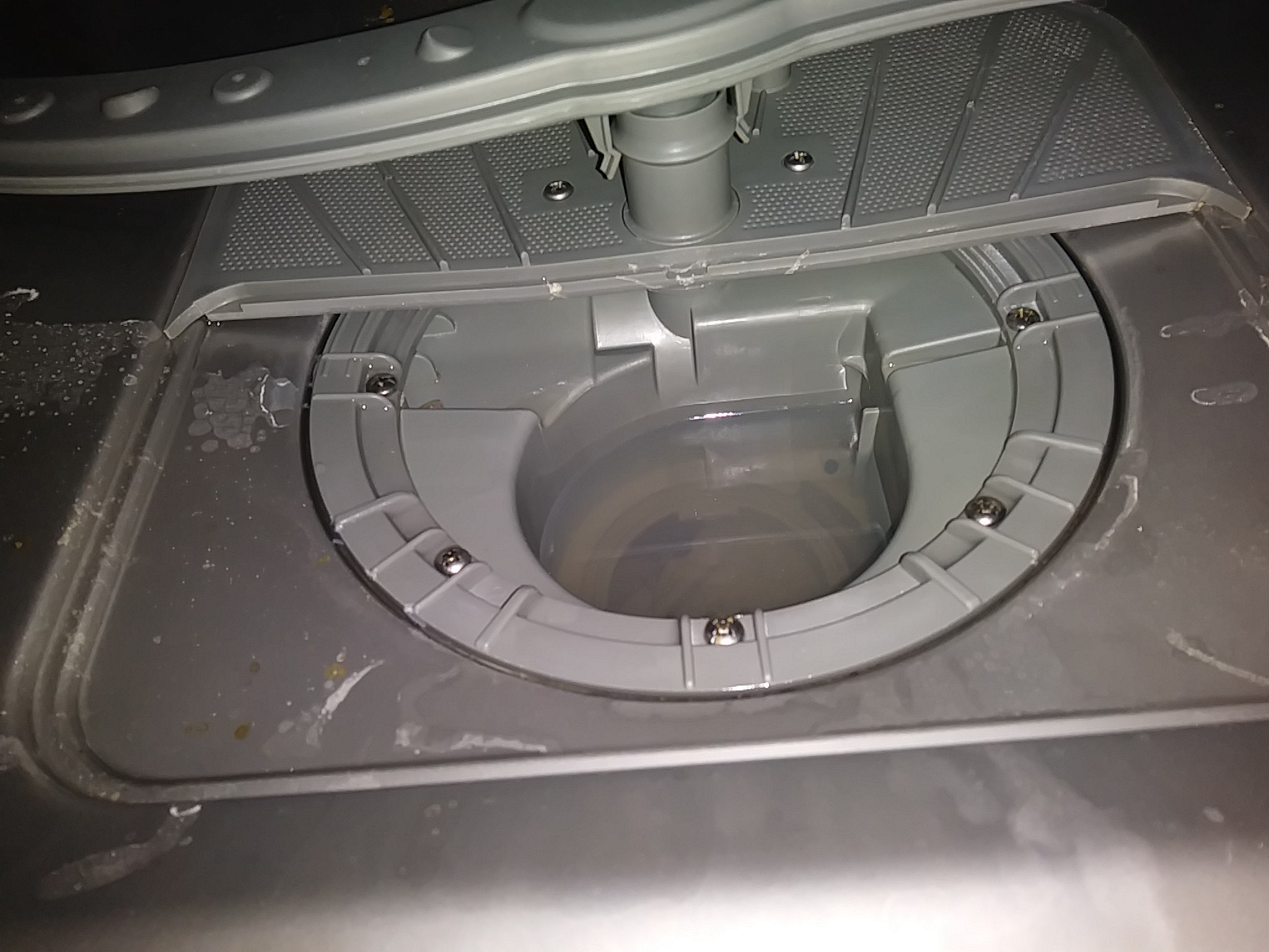 Rust spots on cutlery causes and solutions when washing in the dishwasher