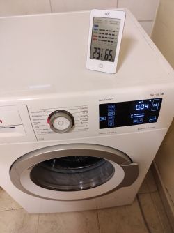 Pralka Bosch WAT24660PL panel dotykowy samoczynnie się przełącza