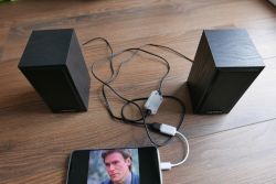 Nie szumi. Nie buczy. Głośniki USB na SAMD21+MAX98357A by piotr_go