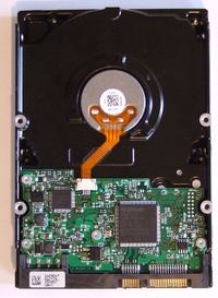 Hitachi DeskStar HDT725040VLA360 - nie widać w BIOS'ie