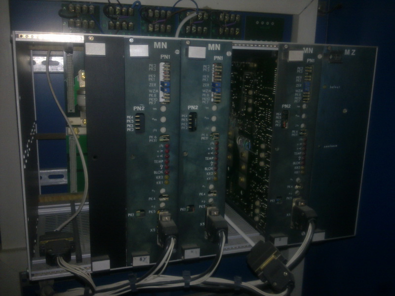 Identyfikacja sterownika 3 osi w starej frezarce - dokumentacja?