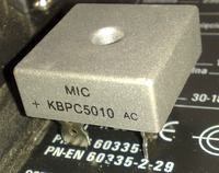 Prostownik BK120615 i dziwne napięcia ładowania.