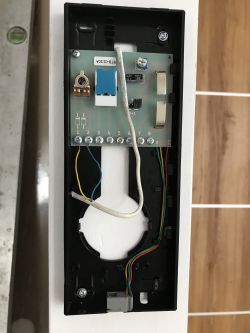 wekta tk6 - jak podłączyć pod 2 żyłowy kabel w nowym domofonie?